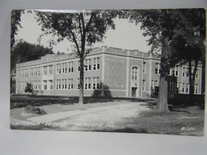 Vintage RPPC Mendota Illinois Lincoln School Postcard - P27 - #13 - Picture 1 of 3