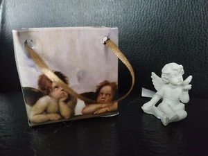 Dekofigur Schutzengel sitzend, klein, in Papiertasche, NEU - Bild 1 von 8