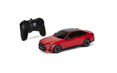 NEW BMW MINIATURE i5 M60 IN RED R/C CAR MODEL SCALE 1:24 80445B5D139 - Image 1 of 3