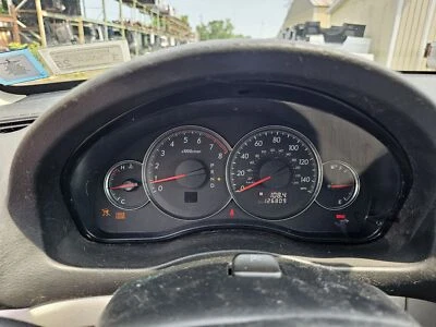 Medidor de velocímetro usado se adapta a: Subaru Legacy Cluster 2009 mercado de EE. UU. Outback 2,5 L B Foto 1 de 4