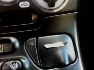 D Chrom Strebe für den Aschenbecher / Fiat Barchetta - Edelstahl poliert - Bild 1 von 1