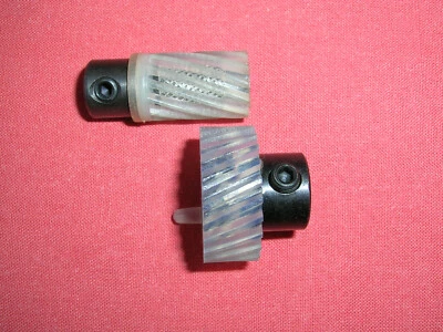 SINGER SEWING MACHINE FEED TIMING DRIVE GEAR SET 433K/437K/502/522/507/513/514 - Image 1 of 2