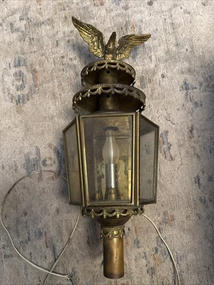 Victorian Coach Carriage Porch Lantern Lamp light Eagle Finial Brass VTG/Antique - Image 1 of 4