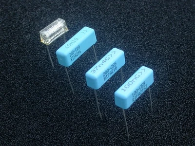 2pc Precision Polystyrene capacitors Rifa PFE216 : 4.64nF, 18.2nF, 37.4nF, 100nF