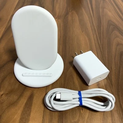 Google Pixel Stand Wireless Fast Charging Dock for Qi Compatible Phones (G019C) - Image 1 of 4