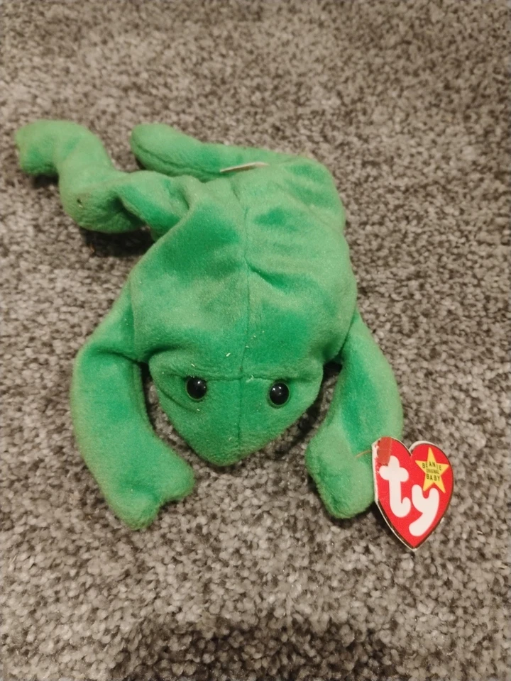 Ty gorro piernas bebé...uno de los 9 originales...estilo 4020...retirado...errores Foto 1 de 4