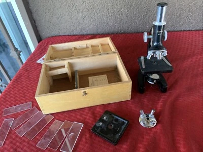 Vintage Tasco 900X Zoom Microscope. - Image 1 of 4