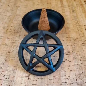 Black Cast Iron Incense Holder – Handmade Cauldron with Pentacle Lid 3.25″ - Picture 1 of 9
