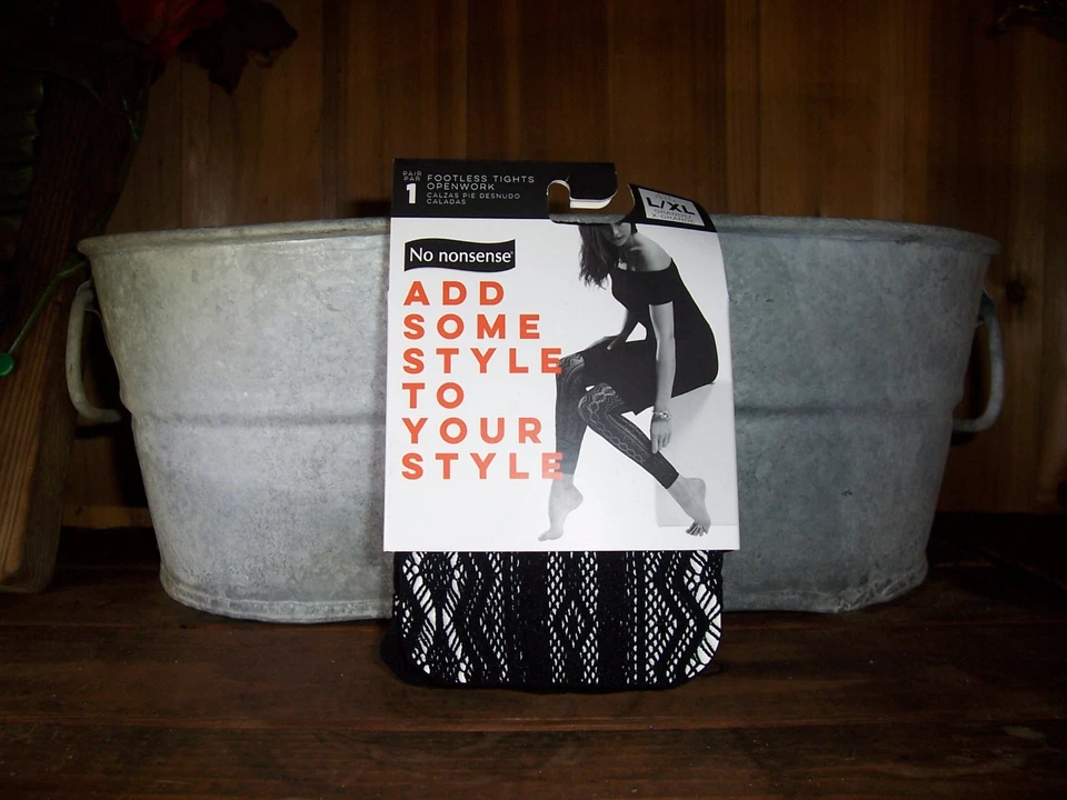 NO NONSENSE FOOTLESS TIGHTS SIZE MED/LG BLACK 1 PAIR CASUAL STYLISH OPAQUE NEW - Image 1 of 2