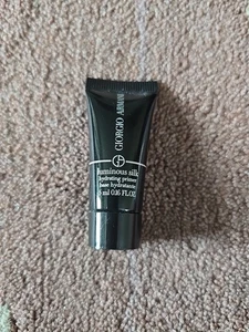 Giorgio Armani Luminous Silk Hydrating Primer Deluxe Sample .16 oz, 5 ml nuovo senza scatola - Foto 1 di 2