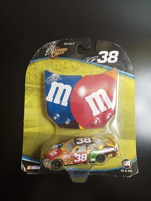 1/64 NASCAR 2004 ELLIOTT SADLER M&M'S  WINNERS CIRCLE - Image 1 of 3