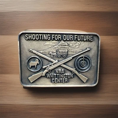 Rifles cruzados NRA Whittington Center con hebilla de cinturón “Disparo para nuestro futuro” Foto 1 de 2