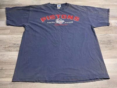 Vintage Detroit Pistons T-Shirt Spell Out Horse Logo NBA Graphic Tee Mens Sz XL - Image 1 of 4