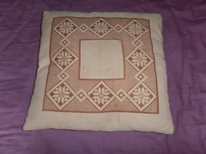 Vintage cross-stitch cushion cover: brown + beige beautiful design. With cushion - Picture 1 of 6
