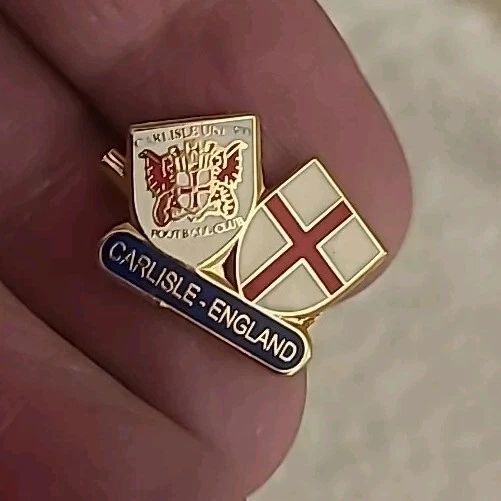 A Nice Carlisle United Badge Wear With Pride Ideal Gift For Supporter/Collector  - Image 1 of 3