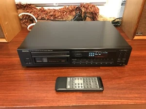 Denon DCM-444 CD Player - 6 CD Changer - Picture 1 of 24