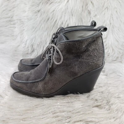 CALVIN KLEIN Penelope 灰色麂皮绒休闲楔形跟踝靴 7.5 M 码 — 第 1/4 张图片