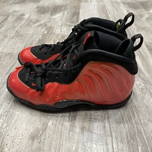 Foamposite Havero GS 5y / Mujer 6.5 Rojo Naranja Negro - Imagen 1 de 6