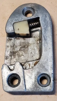 1950-е Buick Chevy Olds Cadillac Door Striker под правую руку - Изображение 1 из 2