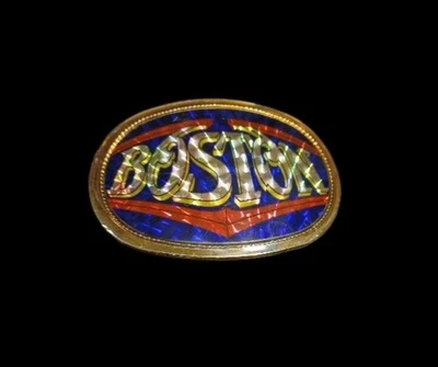 ¡Raro! Hebilla de cinturón holográfica vintage Boston Rock Band 1977 Pacifica Mfg  Foto 1 de 2