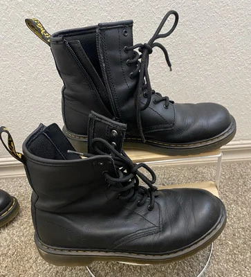 Ботинки на молнии Dr. Martens 1460 Junior черные кожаные на шнуровке сбоку мужские 5 / женские 6 - Изображение 1 из 4