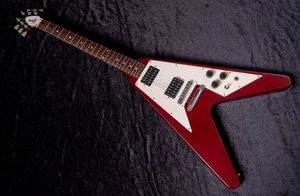 Gibson Flying V '67 Cherry 1999 3.670kg 90999736 - Picture 1 of 10