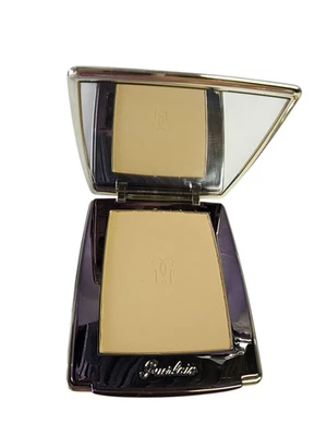 Guerlain Parure Compact Foundation With Crystal Pearls ROSE DELICAT 12 - .31 oz. - Image 1 of 2