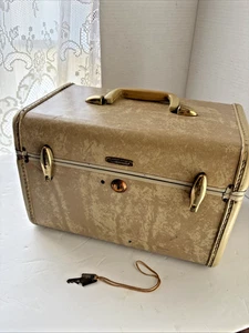 Vintage SAMSONITE Train Case Luggage Suitcase Cosmetic Tan WITH KEY - Picture 1 of 21