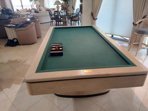 No pockets Carom Billiards Table 8 Foot long