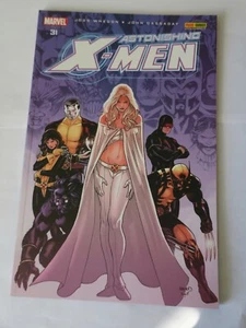 ASTONISHING X-MEN  N° 31  -- EDITION COLLECTOR VARIANT  // tirage limité  - Imagen 1 de 2