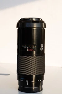 Minolta AF 70-210mm F3.5-4.5 zoom lens - Picture 1 of 6