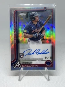 2025 Topps Chrome Drake Baldwin Auto /499 Refractor RC SP #RA-DBA - Bild 1 von 2