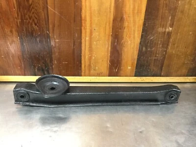 Alfa Romeo Spider • Brazo trasero original, izquierdo o derecho. Usado.   KAR775 Foto 1 de 4