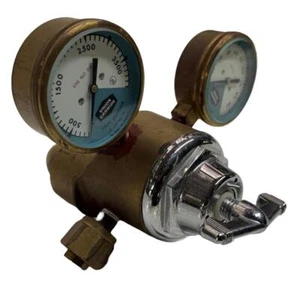 Union Carbide R-643486 Purox Oxygen Regulator W/ Gauges - Picture 1 of 2