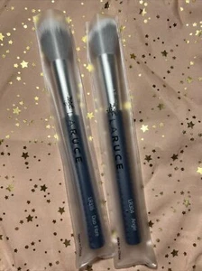 Laruce Makeup Brush Set LR316 Foundation Duo Fibre LR304 Angle Blush/Highlighter - Picture 1 of 4