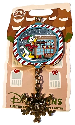 Заколка Disneyland Hotel Pin Annual Holiday Gingerbread Donald Duck 2022 ограниченное издание 1500 - Изображение 1 из 2