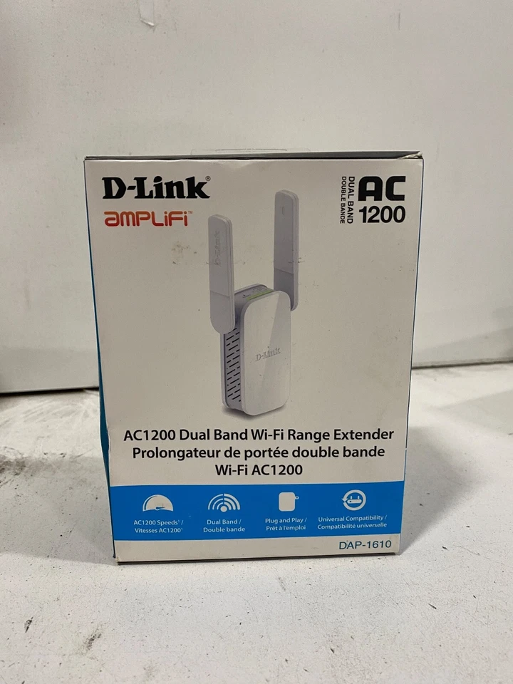 D-Link AC1200 WiFi Range Extender - White (DAP-1610) - Image 1 of 1