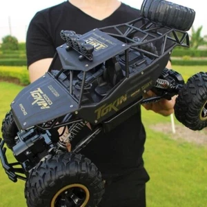 Dragon 2.4Ghz Remote Control 4WD Monster Truck Black Brand New Original Package - Picture 1 of 1