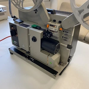 Bauer P8 L SELECTON – 16mm FilmProjektor in Originalverpackung - Picture 1 of 10