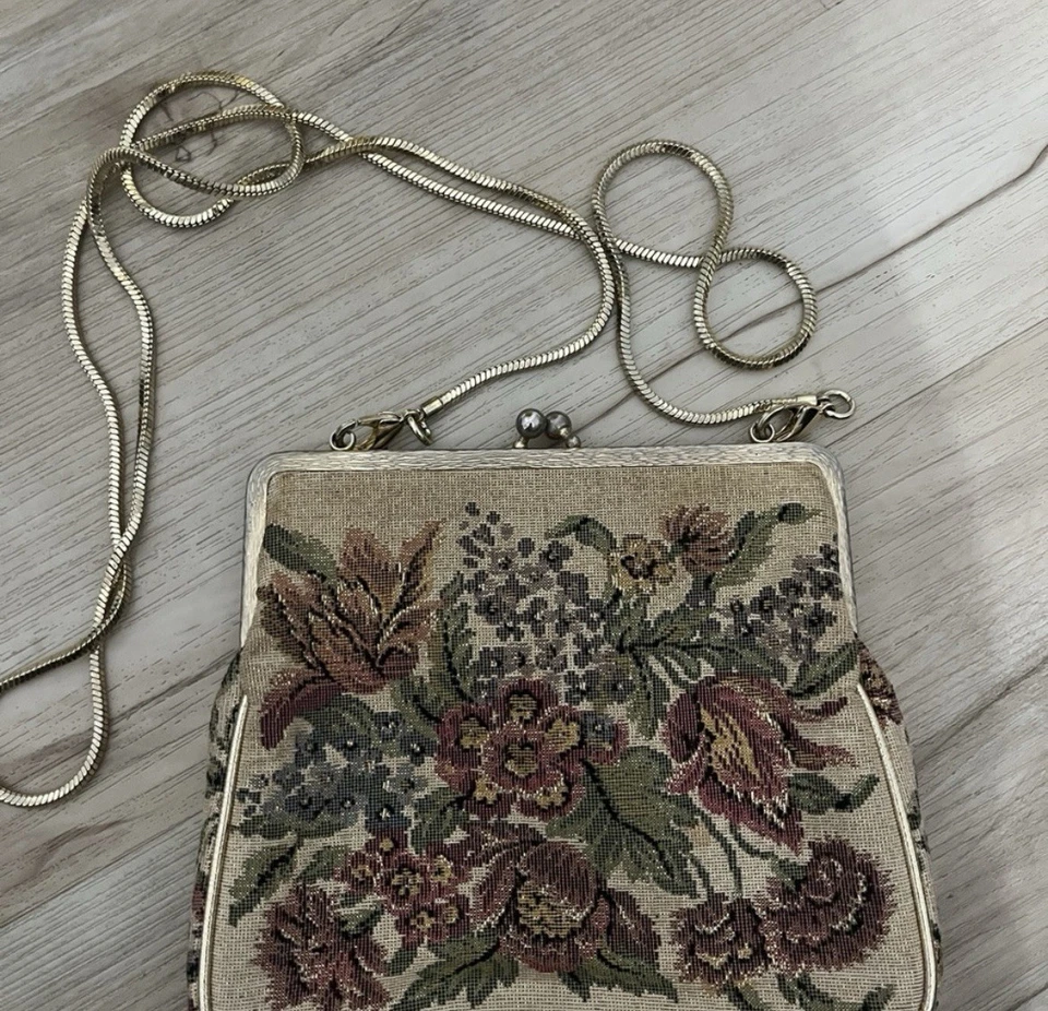 Cartera vintage años 60 alfombra tapiz bolso abuela núcleo cierre a presión calcomanía floral Foto 1 de 1