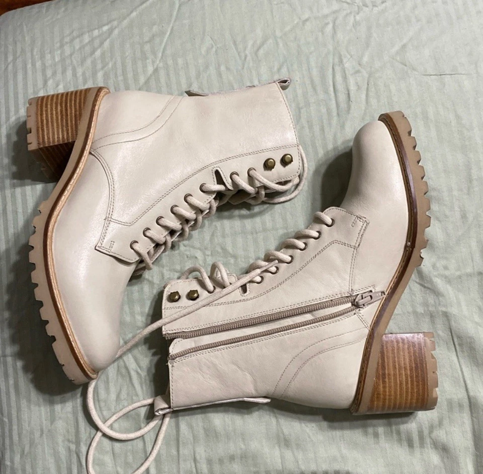 Botas Seychelles Irresistibles de Cuero Nobuck de Combate con Cordones Talla 6 Beige Claro Nuevas Foto 1 de 4