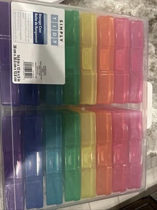 SIMPLY TIDY STORAGE CASE PHOTO & CRAFT ORGANIZER 16 BINS USA MADE BRAND NEW - Picture 1 of 9