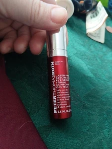 Peter Thomas Roth Laser-Free Resurfacer Serum - Bild 1 von 3
