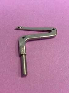 *NOS* B2521-814-00B JUKI LOOPER FOR SEWING MACHINE - Picture 1 of 2