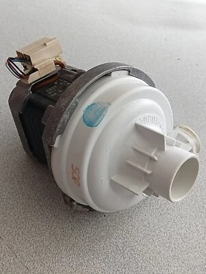 De Dietrich DVF330JE1/A Pompe Cyclage Moteur Mo1896 M01895 2820t/Min 50hz 2uf  - Photo 1/4