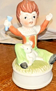 Vintage Spieluhr Junge mit Spielzeug spielt It’s A Small World. Getestet Funktioniert - Bild 1 von 9