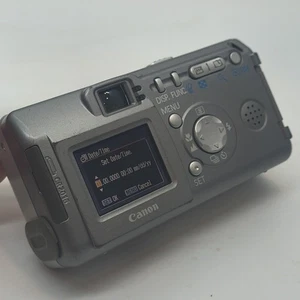 Vintage Canon Powershot A300 3,2 Mega Pixel Canon PC1045 Power on - Bild 1 von 8