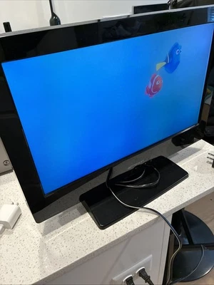 EMERSON LD190EM2 19" 720p HD LCD TV/DVD Combo HDMI Gaming Monitor *No Remote* - Image 1 of 4