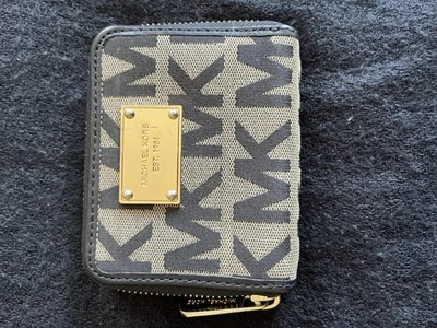 Kleines Michael Kors Portemonnaie - Bild 1 von 2