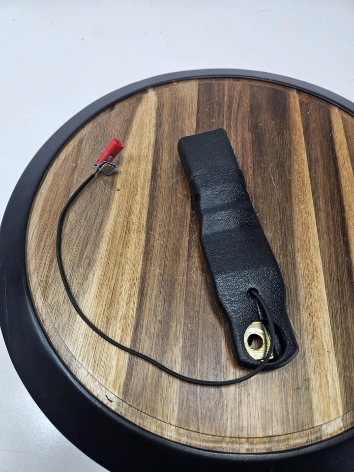 98-05 Mercedes W163 ML350 ML320 Hebilla Cinturón Delantero Izquierdo Fabricante de Equipo Original Foto 1 de 4